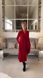 🎄Christmas Solid Color Pleated Midi Swing Dress – Soft Fabric, Elegant for Holiday Parties