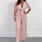 👗 Draped pleated × simple solid color, with gentle rhythm between walking, suitable for commuting and going out on the street!