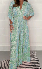 🐆The V-neck design × the loose-fit leopard print dress hides the flesh and looks thin