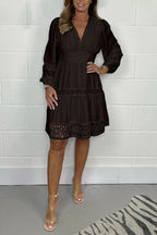 Final party! 💖 Vintage V-neck hollow lace white dress, stunning finale with a 56% discount.