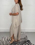 67% for a limited time💖 Half! A two-piece set of fluttery trousers with sleeves to unlock effortless chic ✨