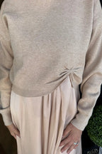 ✨ 53% OFF Limited Time! Women’s Best-Selling 2-Piece Set – Soft Blend, Twist-Knot Top + Flowy Maxi Dress (Flattering Fit)