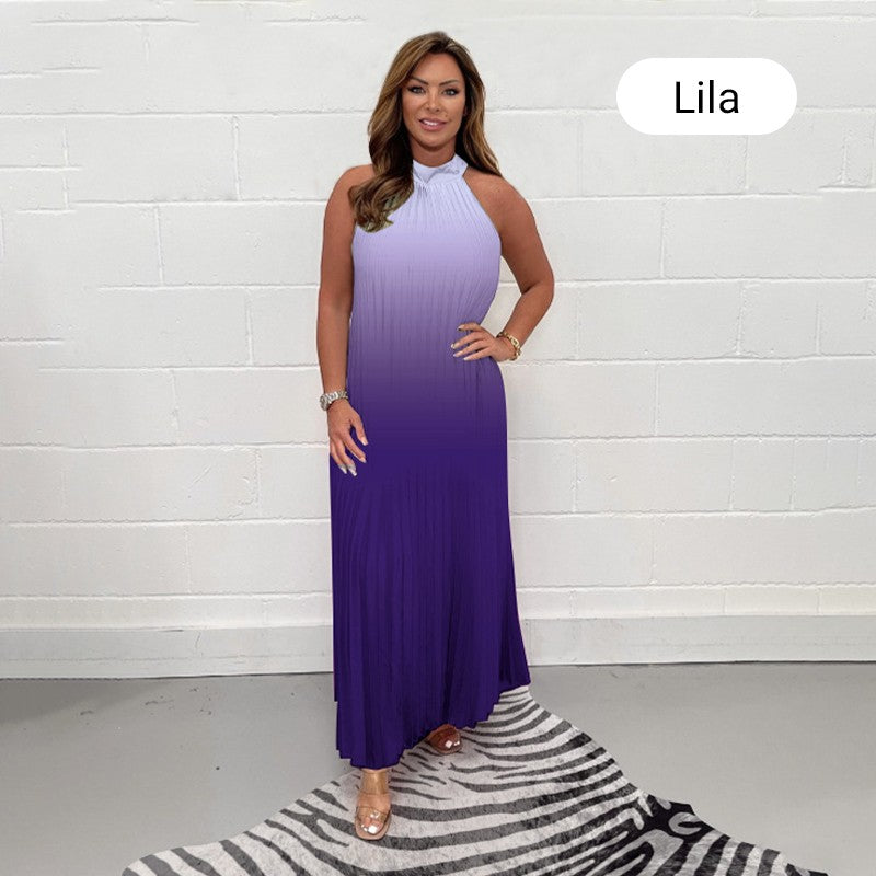 ⏰ Last Flash Sale! 💃 The gradient pleated halterneck dress ✨ is full of romantic atmosphere