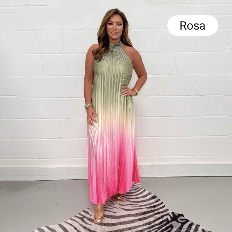 ⏰ Last Flash Sale! 💃 The gradient pleated halterneck dress ✨ is full of romantic atmosphere