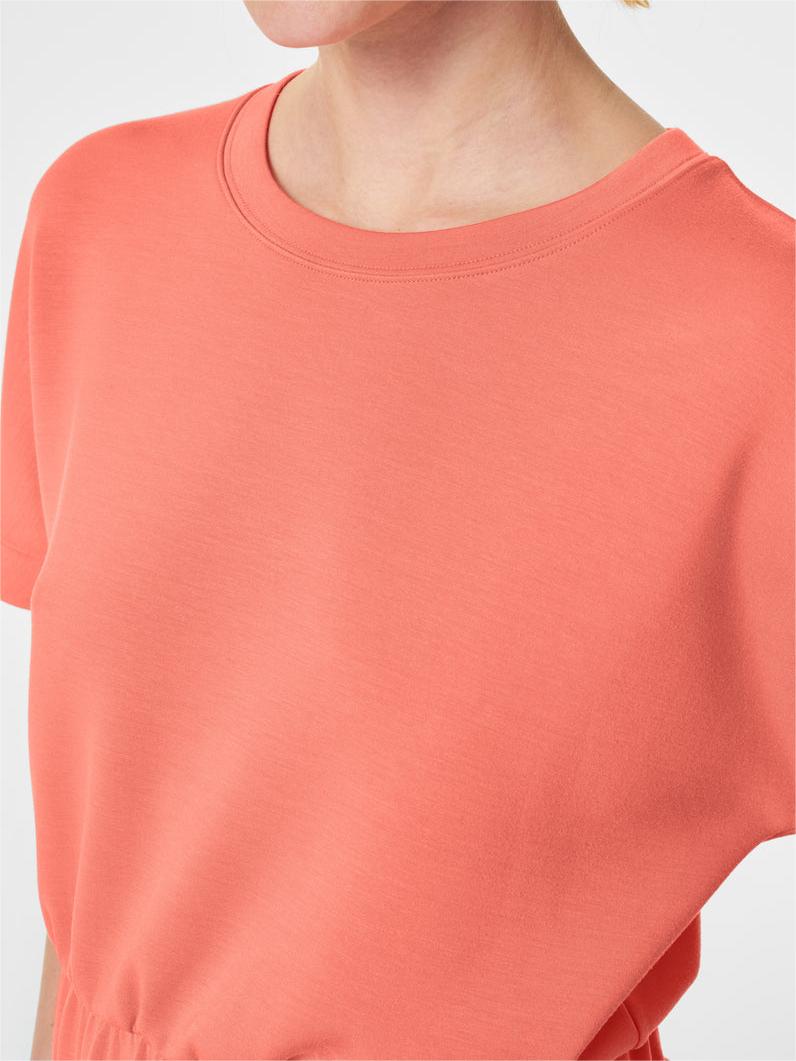 👗Elastic waist T-shirt dress: Slimming, age-defying, perfect for lazy summer vibes! 💐