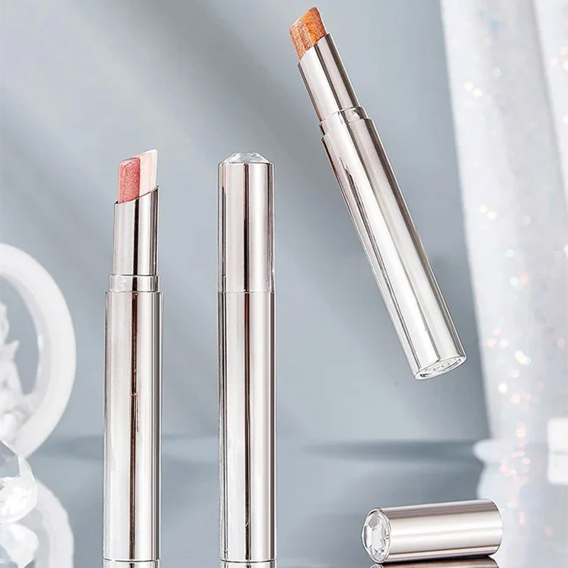 Benefit crit! 💥 Buy 1 get 2 waterproof eyeshadow sticks, a must-have for lazy people!