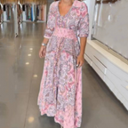 🌸 Small vintage florals are covered in chiffon, and the skirt ripples like waves when the breeze blows