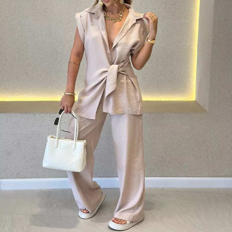 ✨ Waisted top × casual wide-leg trouser set unlocks a balanced aesthetic 👚👖 of sophistication and relaxation