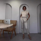 “🔥 Trendy Fit! Women's High - Neck Crop Top + High - Waist 3/4 Pants Set – Chic & Comfy”