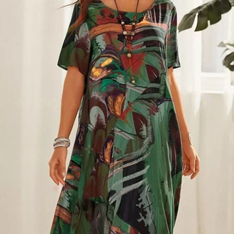 ✨ The silk tropical dress is too stunning! The drape is smooth, and the breeze blows through the flutter