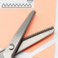 ✂️Jetzt 50 % Rabatt! DIY-Nähschere mit Wellenschliff – Zickzack-Schere, Stoffschneidewerkzeug gegen Ausfransen für Stoff, Papier und Bastelprojekte
