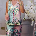 🌴 Tropical Coconut Tree Set – Lightweight Tank & Pants for Beach Vacays