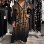 🌙 Bold Leopard Print Long Dress – V-Neck & Loose Silhouette, Edgy Yet Feminine 👗