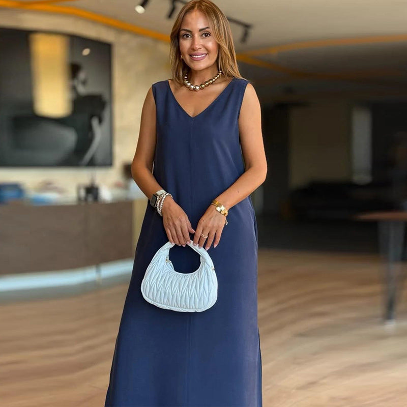 ✨ Slim Fit V-Neck Solid Dress – Sleeveless Design, Polished Look for Dates & Gatherings 🌸