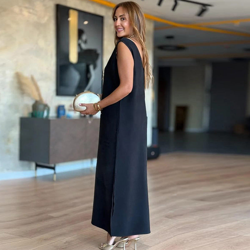 ✨ Slim Fit V-Neck Solid Dress – Sleeveless Design, Polished Look for Dates & Gatherings 🌸