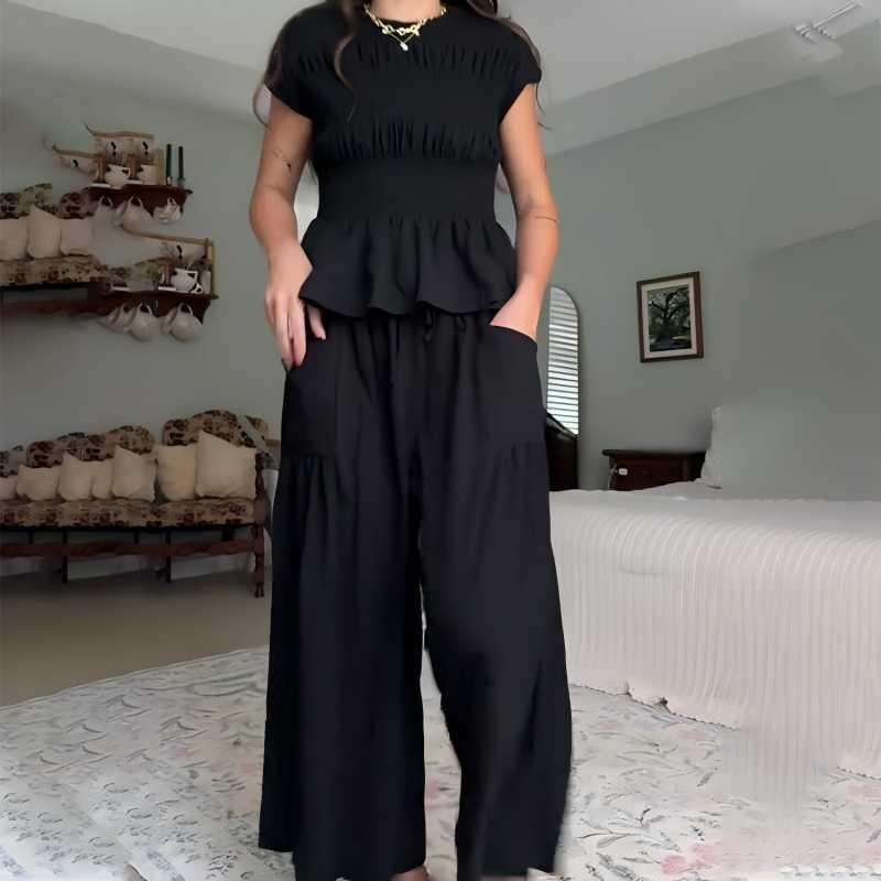 👩‍💼Women’s Pleated Top & Wide-Leg Pants Set – Perfect for Office & Casual Occasions🌟