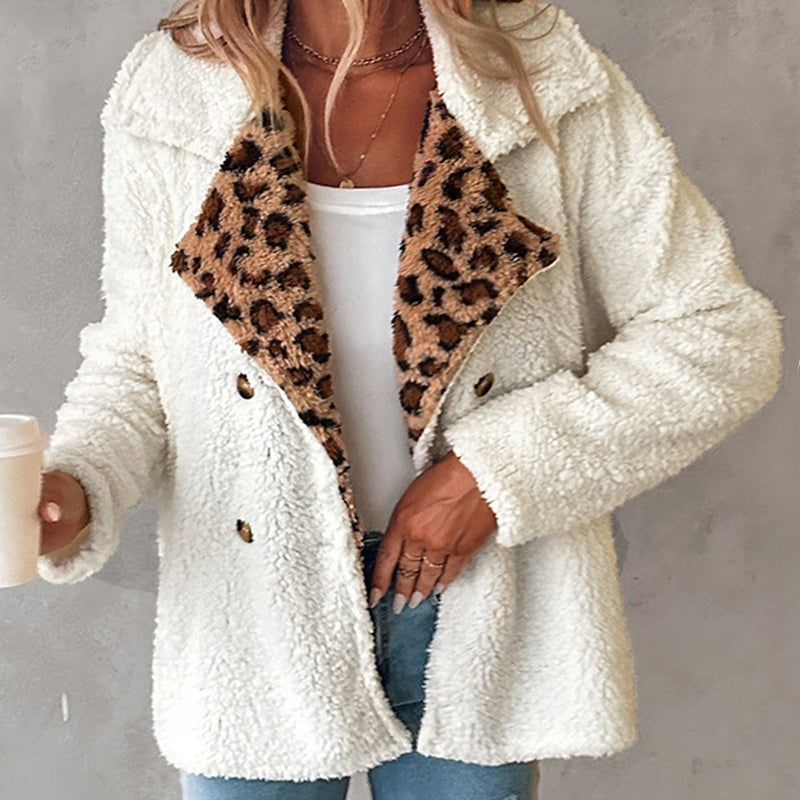 Cozy Leopard-Trim Coat 🐆 – Oversized & Soft, Perfect for Brunch/Lounge Days