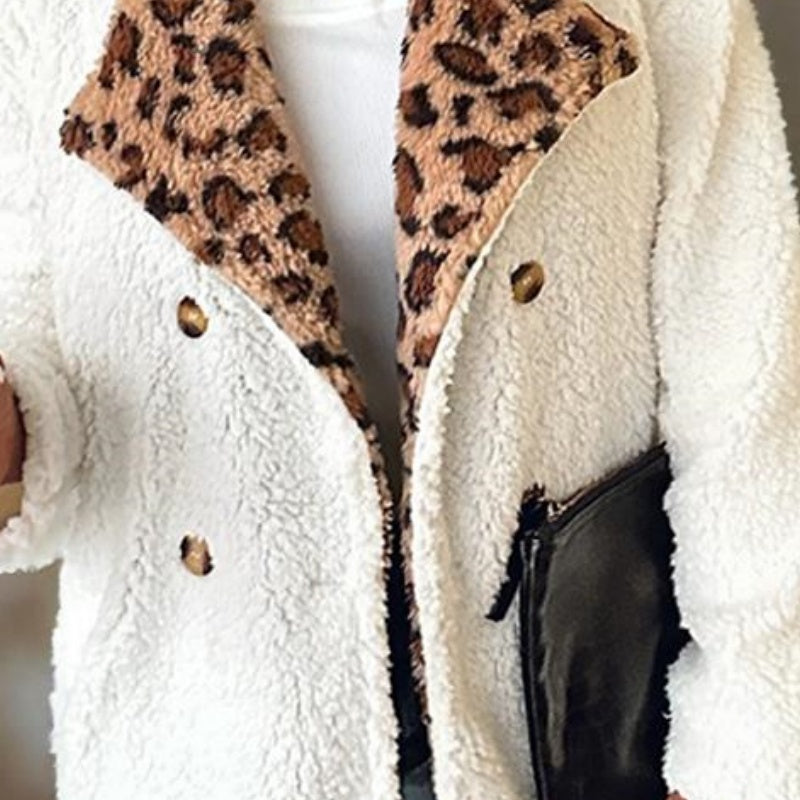 Cozy Leopard-Trim Coat 🐆 – Oversized & Soft, Perfect for Brunch/Lounge Days
