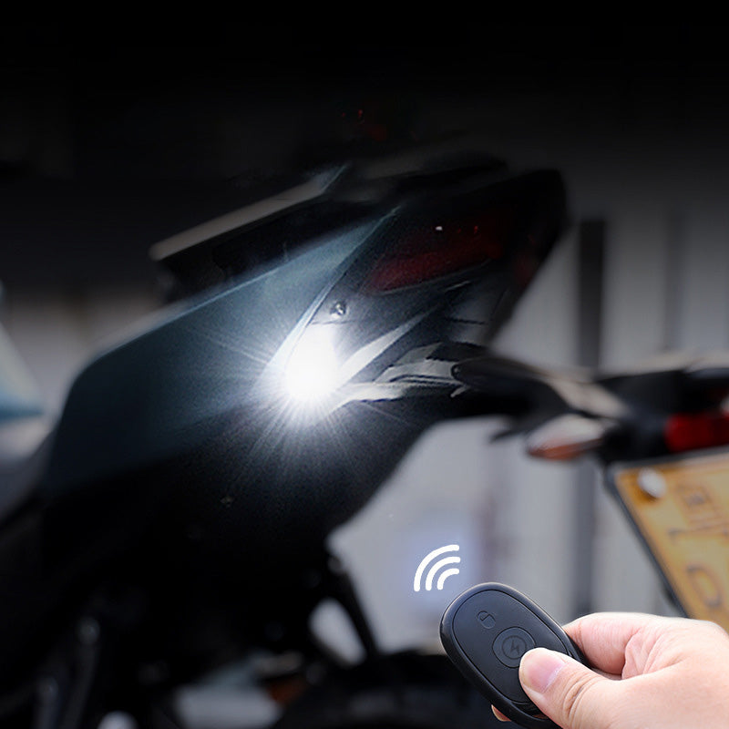 [Practical Gift] Car Strobe Warning Light 🚨 – High Brightness, Multi-Mode for Emergency/Rain/Fog, Easy Install & Anti-Collision