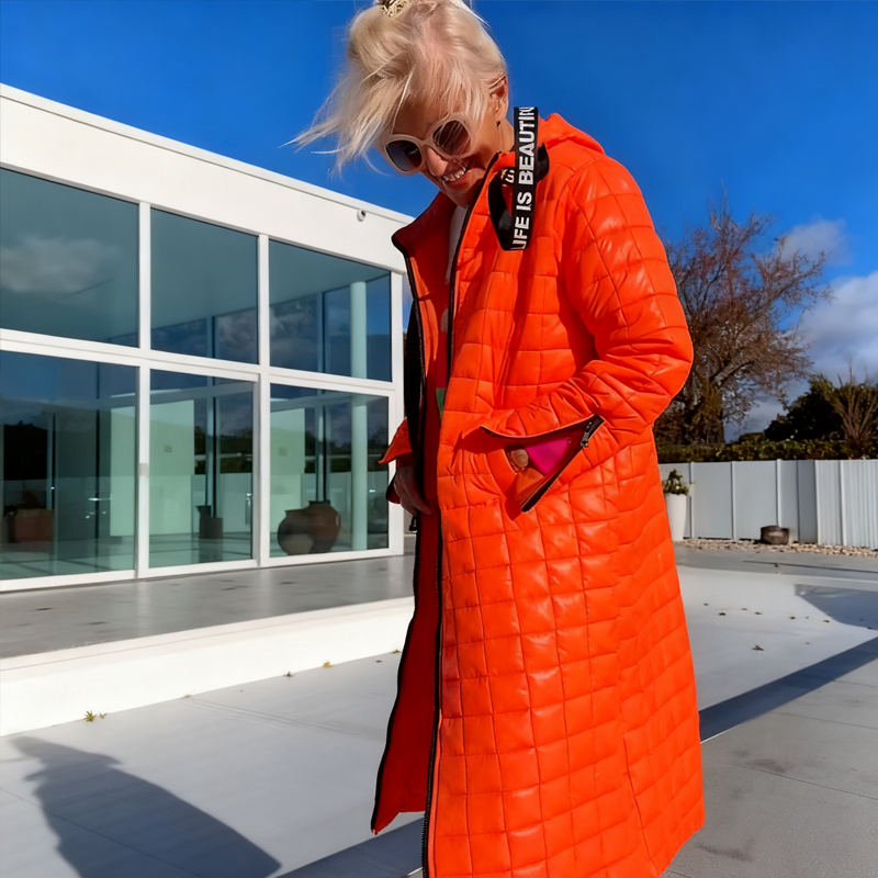 🎀 Elegant Long Quilted Hooded Down Coat – Slim Waist Design, Warm & Stylish, Elevate Winter Outfits!